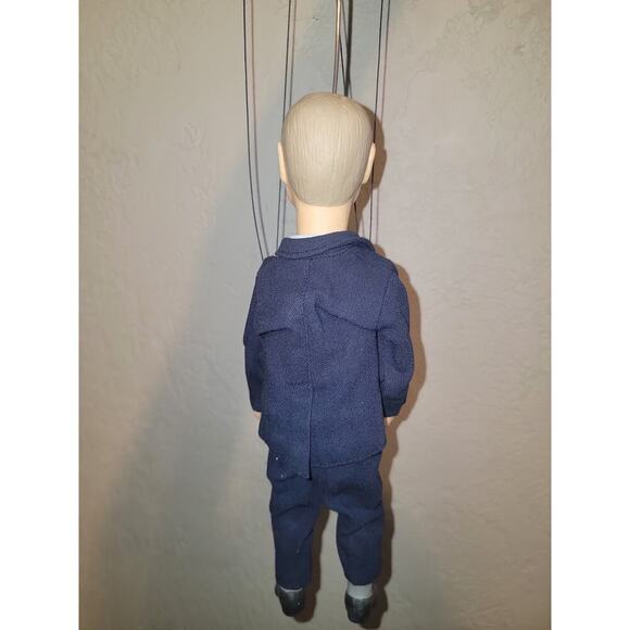 Russian President / Vladimir Vladimirovich Putin Marionette - Picture 8 of 10